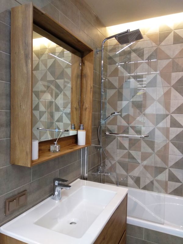 Patterned Tile Accents